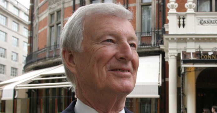 David Gilmour, Who Turned a Tiny Island Into a Resort, David Gilmour, Who Turned a Tiny Island Into a Resort, Dies at 91