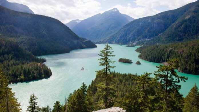 Planning a trip to Washington state? Don't miss these national parks or Seattle sights