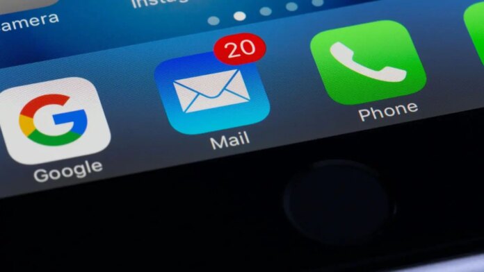 1-how-to-delete-multiple-emails-at-once-on-iphone.jpg