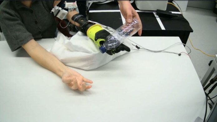 3-soft-robotic-prosthetic-hand-uses-nerve-signals-for-more-natural-control.jpg