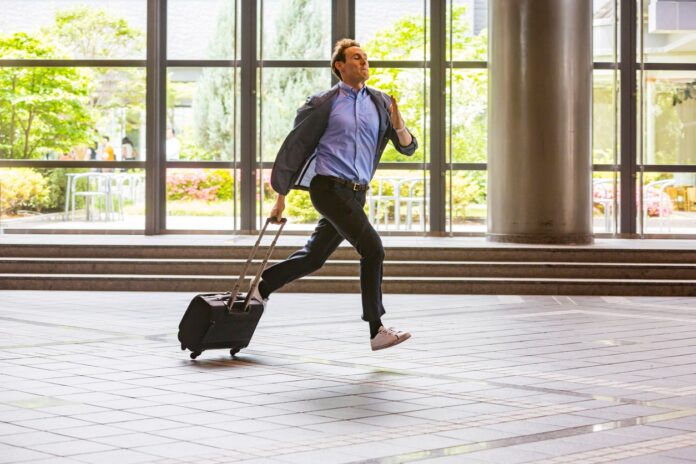 American Airlines introduces new technology to hold flights for its connecting passengers