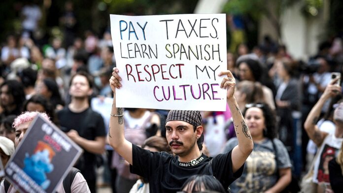 Mexico City discusses rental plan after locals protest overtourism by Americans and others