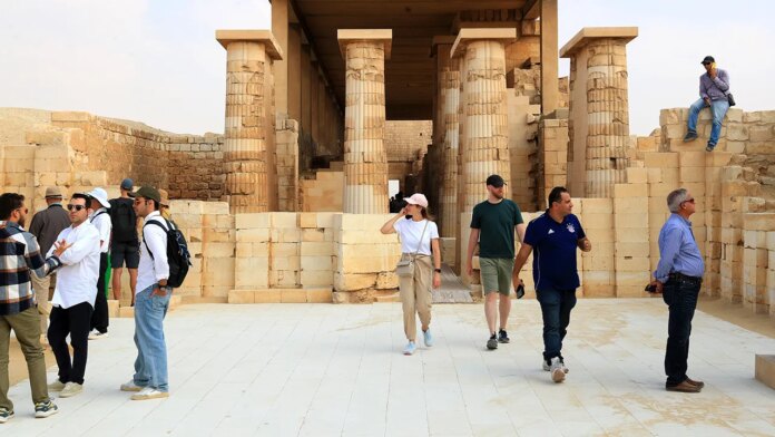 Ancient Egyptian limestone painting stolen from Saqqara necropolis