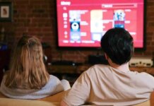 Smart TV microphone listening even when voice commands are turned off