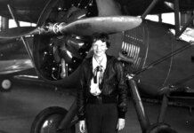 Newly unsealed Amelia Earhart disappearance documents now made public Newly unsealed Amelia Earhart disappearance documents now made public