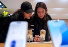 Set email reminders on iPhone and Android to never miss important replies