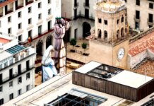 Jesus figure towers over town square in world’s largest nativity scene in Alicante, Spain Jesus figure towers over town square in world's largest nativity scene in Alicante, Spain