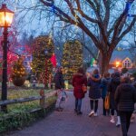 ‘Most complained-about’ holiday attractions include those with big crowds and high prices 'Most complained-about' holiday attractions include those with big crowds and high prices