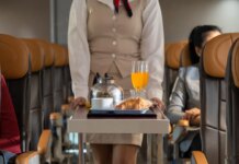 American Airlines launches 1920s-inspired food menus as travelers react American Airlines launches 1920s-inspired food menus as travelers react