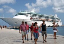 Cruise ships are diverted from Puerto Vallarta, Mexico, amid deadly cartel violence Cruise ships are diverted from Puerto Vallarta, Mexico, amid deadly cartel violence