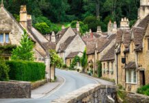 Popular Cotswolds town may battle ‘bin blight’ with fines for ruining Instagram tourism Popular Cotswolds town may battle 'bin blight' with fines for ruining Instagram tourism