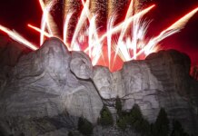 Mount Rushmore to host fireworks for America’s 250th birthday celebration Mount Rushmore to host fireworks for America's 250th birthday celebration