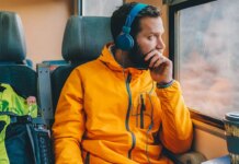 Travelers help fuel audiobook surge amid debate over what ‘counts’ as reading Travelers help fuel audiobook surge amid debate over what 'counts' as reading