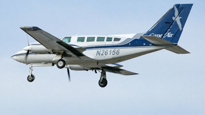 Cape Air flight returns to Nantucket after main cabin door Cape Air flight returns to Nantucket after main cabin door opens in midair