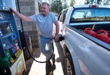 US drivers seek out tribal gas stations to save money amid high fuel prices US drivers seek out tribal gas stations to save money amid high fuel prices