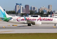 Woman gives birth on Caribbean Airlines flight, sparking citizenship debate Woman gives birth on Caribbean Airlines flight, sparking citizenship debate
